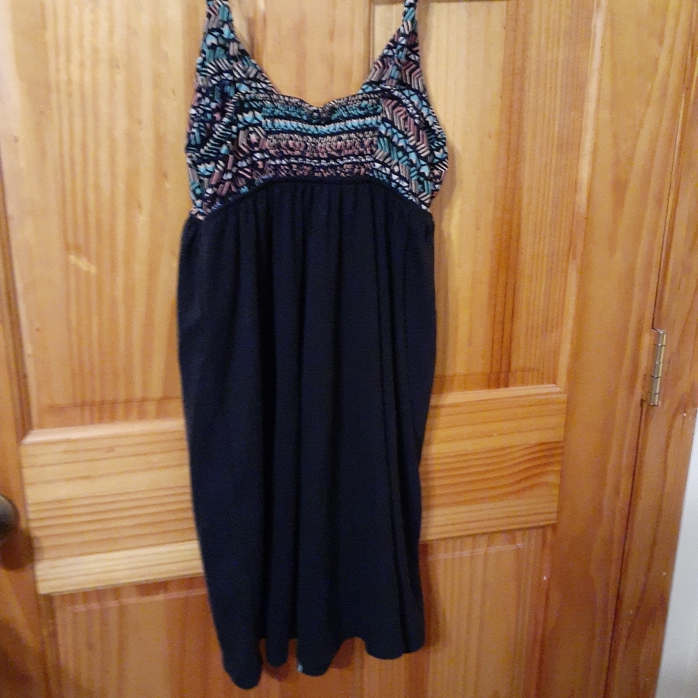 DEREK heart aztec dress the top of it aztec  the graphic on the front dark gray - Picture 5 of 6